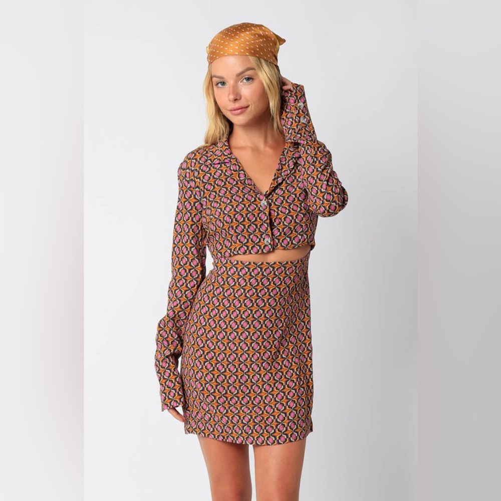 Patterned Long Sleeve Cut Out dress